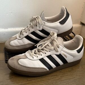 Adidas - Samba OG - White and Black Sneakers 👟 Size 7M/Size 8W